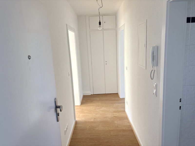 modernisierte 2,0-Zimmer-Wohnung mit Balkon in Bonn Castell - Foto 4
