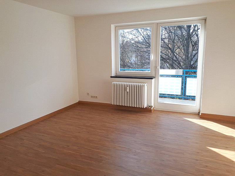 ruhig gelegene 5-Zimmer-Wohnung in Regensburg - Photo 1