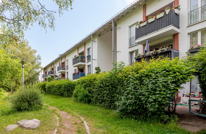 *WBS Schwerbehinderte/Rollstuhlfahrer*2-Zi-Wohnung mit Einbauküche und Mietergarten - Photo 2
