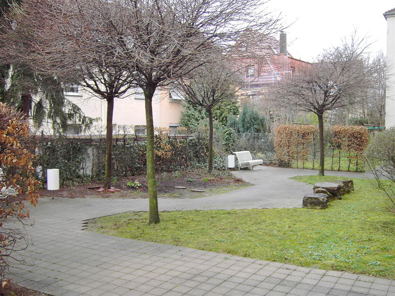 Modernisierte 2,0-Zimmer-Wohnung in Stuttgart Winterhalde - Photo 1